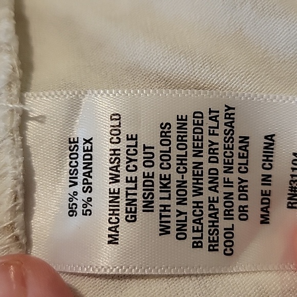 New Directions XL white & tan button down long sleeve - Picture 5 of 5